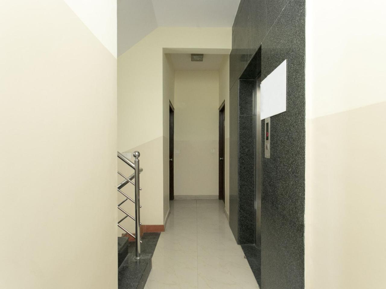 Oyo 10378 Hotel Hibiscus Mayflower 班加罗尔 外观 照片