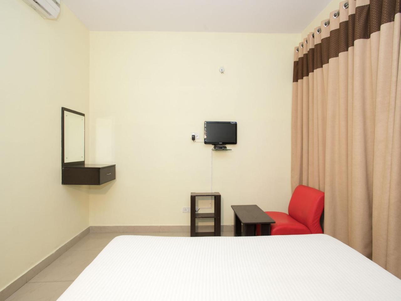 Oyo 10378 Hotel Hibiscus Mayflower 班加罗尔 外观 照片