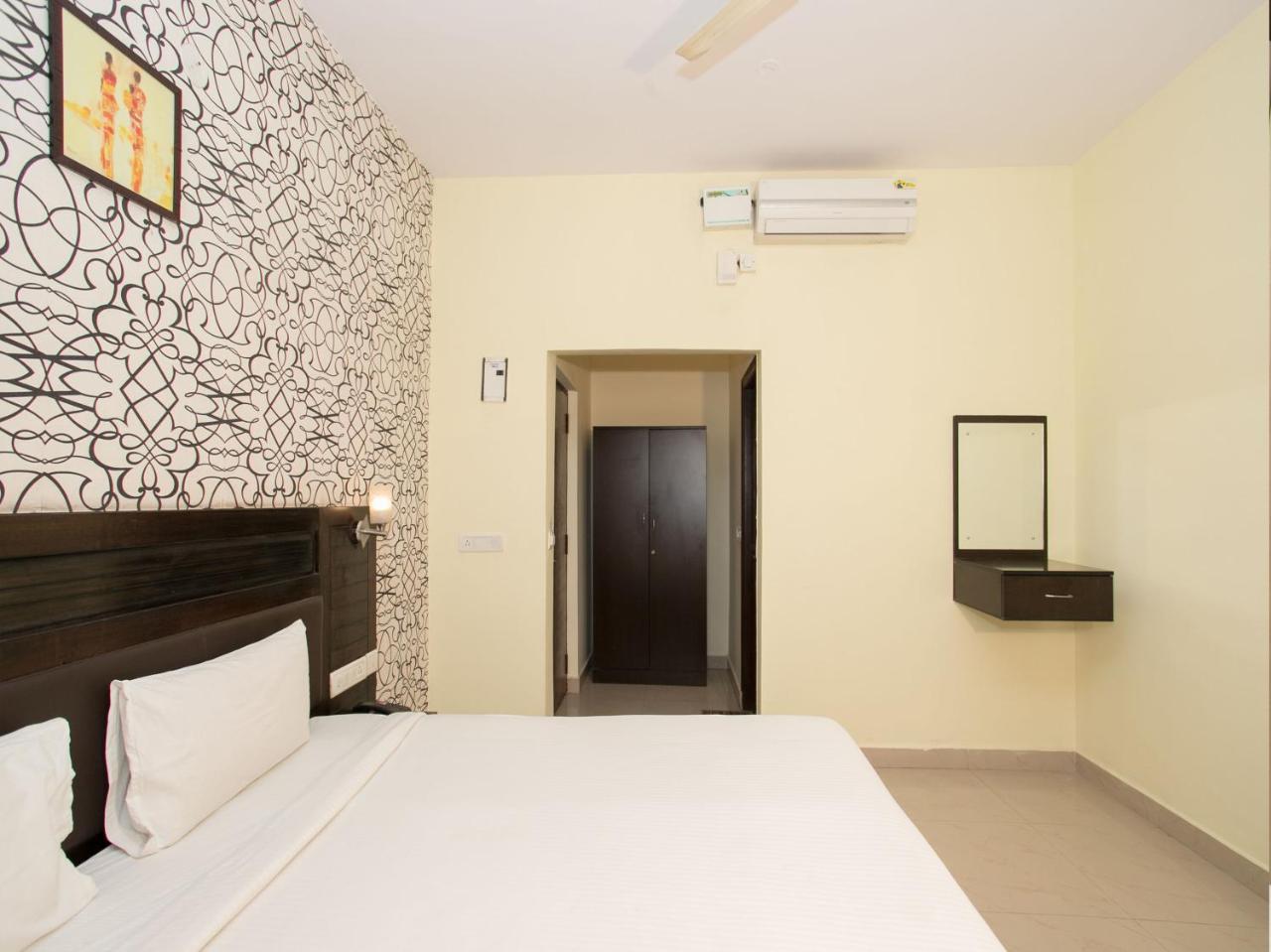 Oyo 10378 Hotel Hibiscus Mayflower 班加罗尔 外观 照片