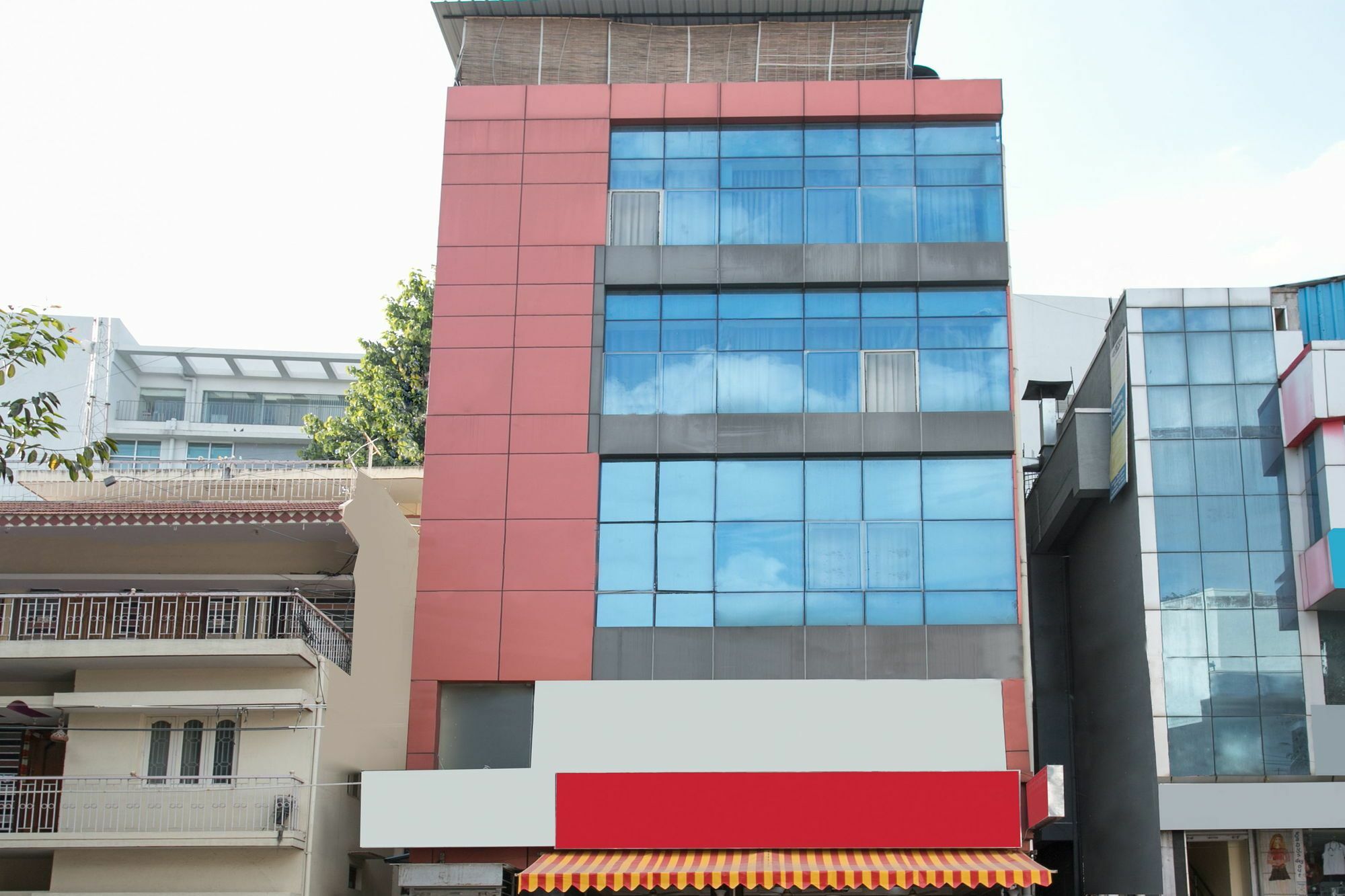 Oyo 10378 Hotel Hibiscus Mayflower 班加罗尔 外观 照片
