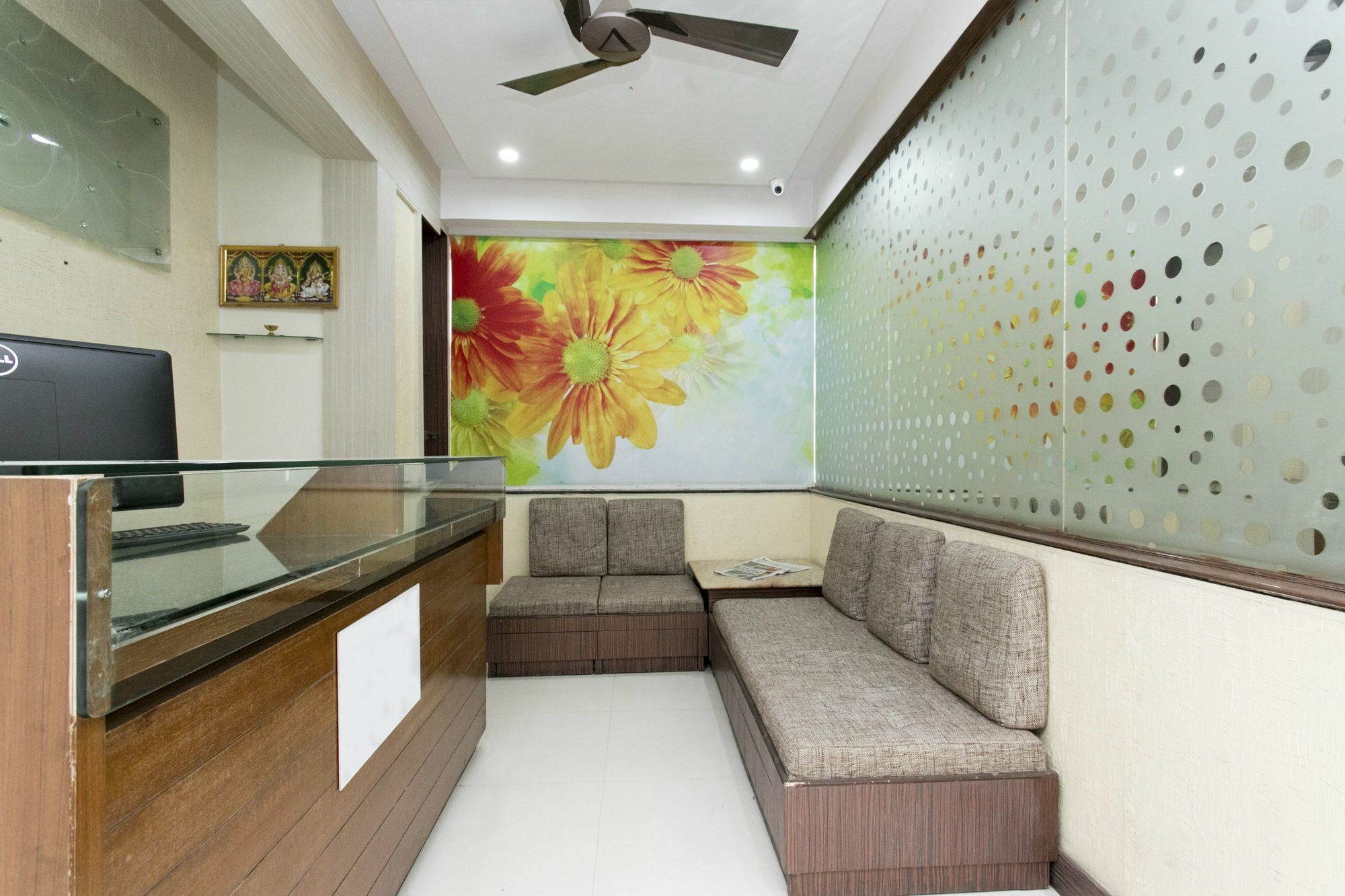 Oyo 10378 Hotel Hibiscus Mayflower 班加罗尔 外观 照片